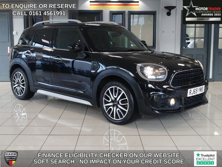 Used 2019 BLACK MINI COUNTRYMAN SUV 1.5 Cooper Sport SUV 5dr Petrol Steptronic Euro 6 (s/s) (136 ps) PETROL (reg. 2019-12-31) (Automatic) for sale in Stockport