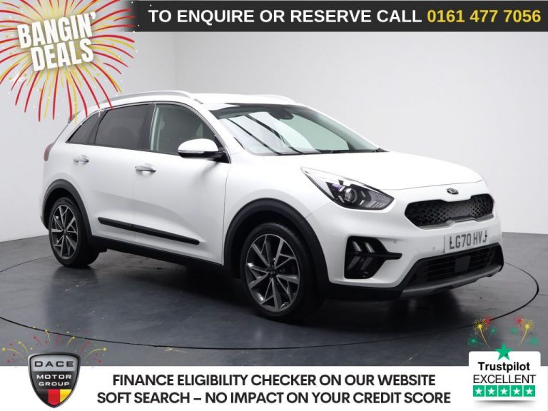 Used 2020 WHITE KIA NIRO SUV 1.6 GDi 3 SUV 5dr Petrol Hybrid DCT Euro 6 (s/s) (139 bhp) PETROL HYBRID (reg. 2020-09-10) (Automatic) for sale in Stockport