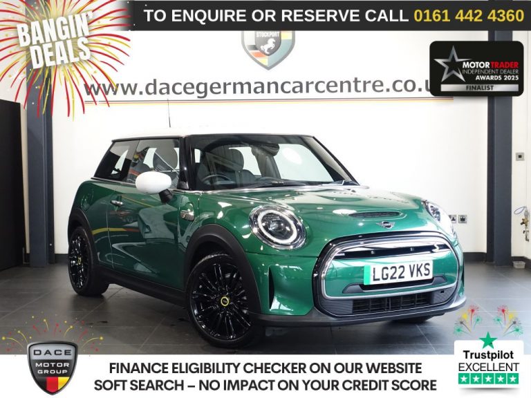 Used 2022 GREEN MINI Electric Hatch Hatchback Cooper SE 32.6kWh Level 2 Hatchback 3dr Electric Auto (184 ps) ELECTRIC (reg. 2022-04-19) (Automatic) for sale in Stockport