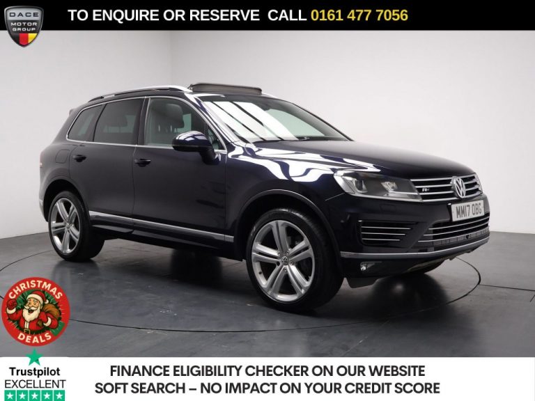 Used 2017 BLUE VOLKSWAGEN TOUAREG SUV 3.0 TDI V6 BlueMotion Tech R-Line Plus SUV 5dr Diesel Tiptronic 4WD Euro 6 (s/s) (262 ps) DIESEL (reg. 2017-07-27) (Automatic) for sale in Stockport