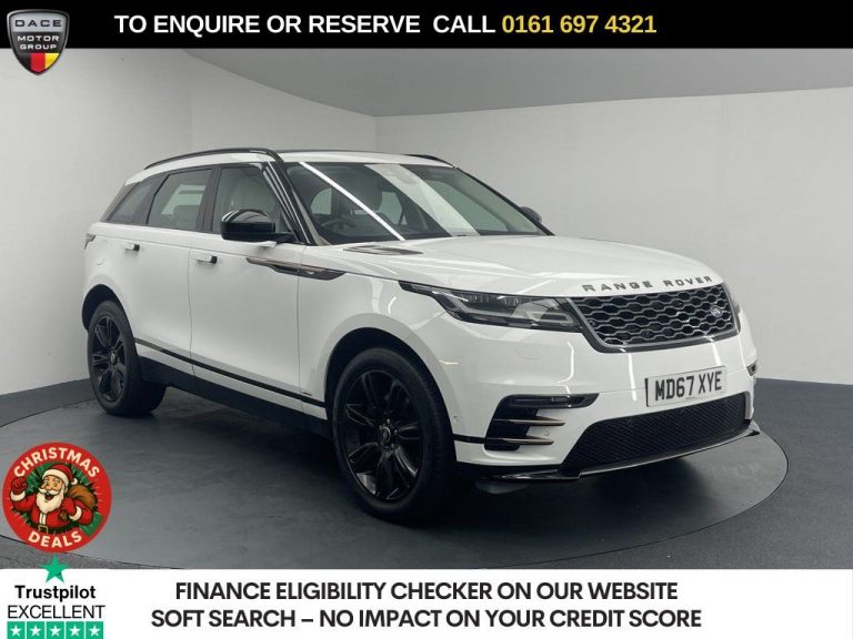 Used 2017 WHITE LAND ROVER RANGE ROVER VELAR SUV 3.0 SD6 V6 R-Dynamic SE SUV 5dr Diesel Auto 4WD Euro 6 (s/s) (300 ps) DIESEL (reg. 2017-09-06) (Automatic) for sale in Stockport