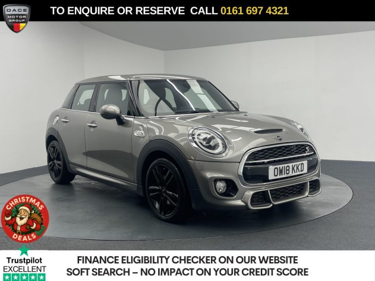 Used 2018 SILVER MINI HATCH Hatchback 2.0 Cooper S Hatchback 5dr Petrol Steptronic Euro 6 (s/s) (192 ps) PETROL (reg. 2018-08-04) (Automatic) for sale in Stockport