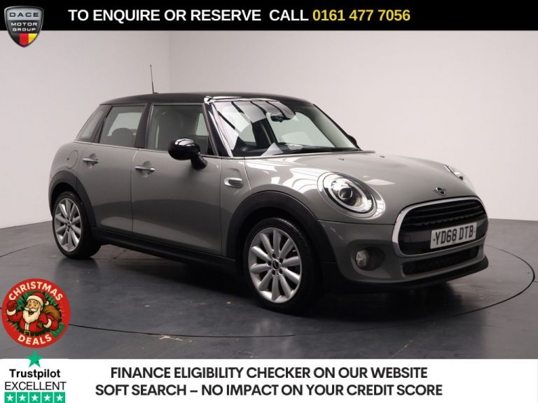 Used 2019 GREY MINI HATCH Hatchback 1.5 Cooper Classic Hatchback 5dr Petrol Steptronic Euro 6 (s/s) (136 ps) PETROL (reg. 2019-01-31) (Automatic) for sale in Stockport