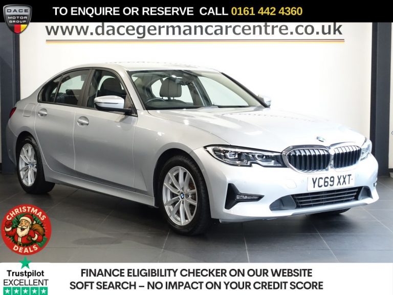 Used 2019 SILVER BMW 3 SERIES Saloon 2.0 318d SE Saloon 4dr Diesel Auto Euro 6 (s/s) (150 ps) DIESEL (reg. 2019-10-07) (Automatic) for sale in Stockport