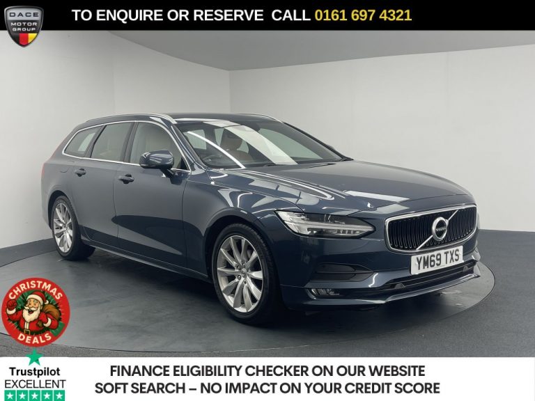 Used 2020 BLUE VOLVO V90 Estate 2.0 D4 Momentum Plus Estate 5dr Diesel Auto Euro 6 (s/s) (190 ps) DIESEL (reg. 2020-01-20) (Automatic) for sale in Stockport