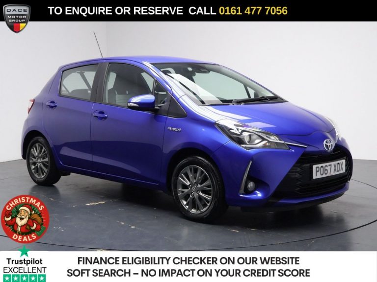 Used 2017 BLUE TOYOTA YARIS Hatchback 1.5 VVT-h Icon Hatchback 5dr Petrol Hybrid E-CVT Euro 6 (s/s) (100 ps) PETROL HYBRID (reg. 2017-09-01) (Automatic) for sale in Stockport