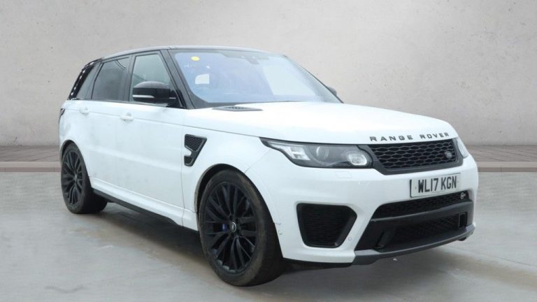 Used 2017 WHITE LAND ROVER RANGE ROVER SPORT SUV 5.0 V8 SVR SUV 5dr Petrol Auto 4WD Euro 6 (s/s) (550 ps) PETROL (reg. 2017-06-01) (Automatic) for sale in Stockport
