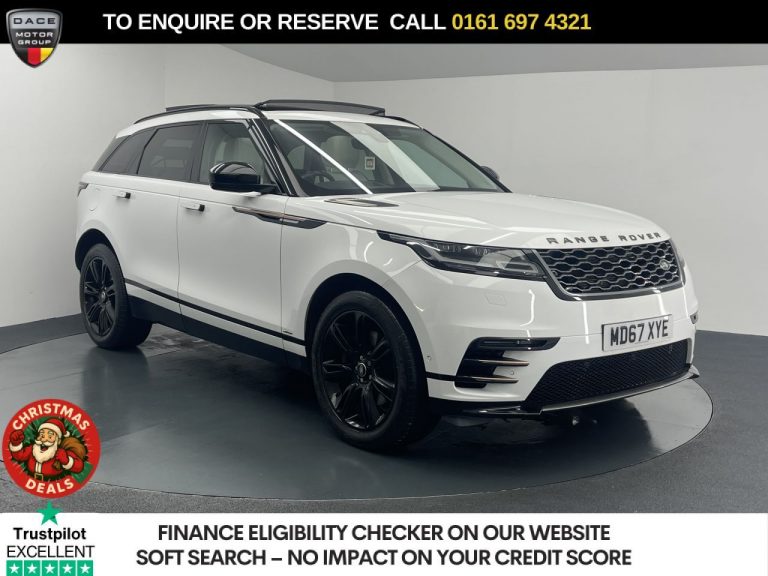 Used 2017 WHITE LAND ROVER RANGE ROVER VELAR SUV 3.0 SD6 V6 R-Dynamic SE SUV 5dr Diesel Auto 4WD Euro 6 (s/s) (300 ps) DIESEL (reg. 2017-09-06) (Automatic) for sale in Stockport