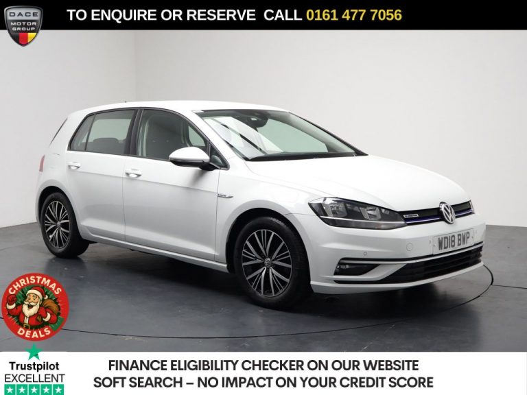 Used 2018 WHITE VOLKSWAGEN GOLF Hatchback 1.5 TSI EVO BlueMotion Tech SE Nav Hatchback 5dr Petrol DSG Euro 6 (s/s) (130 ps) PETROL (reg. 2018-06-23) (Automatic) for sale in Stockport