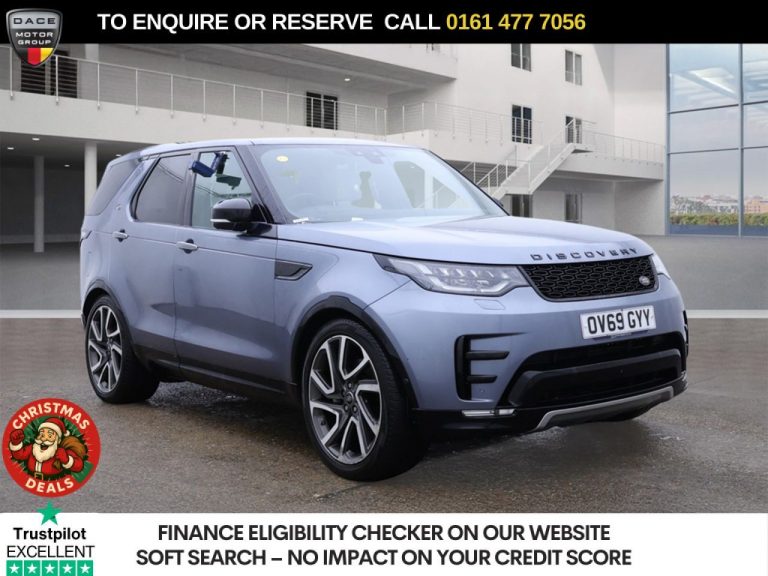 Used 2019 BLUE LAND ROVER DISCOVERY SUV 3.0 SD V6 HSE Luxury SUV 5dr Diesel Auto 4WD Euro 6 (s/s) (306 ps) DIESEL (reg. 2019-09-27) (Automatic) for sale in Stockport