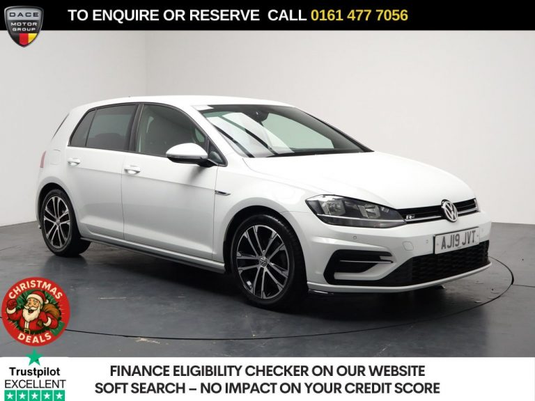 Used 2019 WHITE VOLKSWAGEN GOLF Hatchback 1.5 TSI EVO GPF R-Line Hatchback 5dr Petrol DSG Euro 6 (s/s) (150 ps) PETROL (reg. 2019-03-29) (Automatic) for sale in Stockport