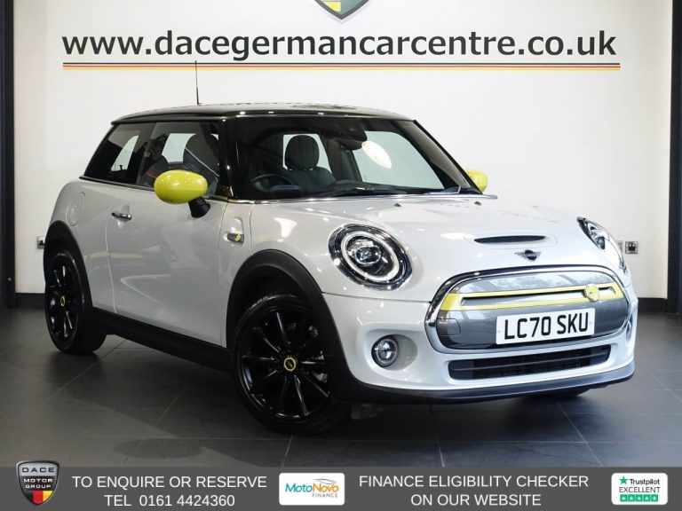 Used 2020 SILVER MINI Electric Hatch Hatchback Cooper SE 32.6kWh Level 2 Hatchback 3dr Electric Auto (184 ps) ELECTRIC (reg. 2020-11-13) (Automatic) for sale in Stockport