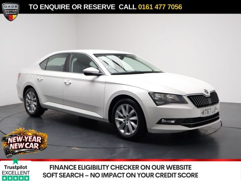 Used 2018 WHITE SKODA SUPERB Hatchback 1.4 TSI ACT SE Hatchback 5dr Petrol DSG Euro 6 (s/s) (150 ps) PETROL (reg. 2018-01-15) (Automatic) for sale in Stockport