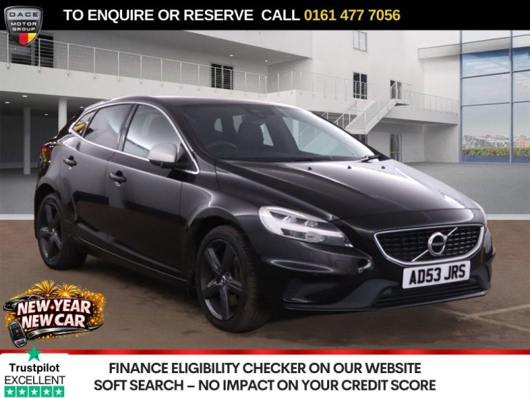 Used 2019 BLACK VOLVO V40 Hatchback 1.5 T2 R-Design Edition Hatchback 5dr Petrol Auto Euro 6 (s/s) (122 ps) PETROL (reg. 2019-06-17) (Automatic) for sale in Stockport