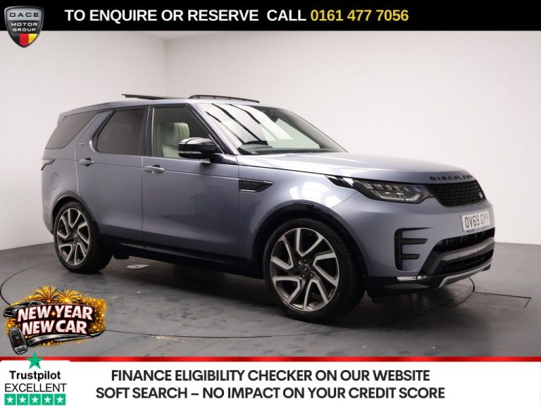 Used 2019 BLUE LAND ROVER DISCOVERY SUV 3.0 SD V6 HSE Luxury SUV 5dr Diesel Auto 4WD Euro 6 (s/s) (306 ps) DIESEL (reg. 2019-09-27) (Automatic) for sale in Stockport