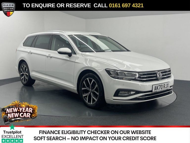 Used 2020 WHITE VOLKSWAGEN PASSAT Estate 2.0 TDI EVO SEL Estate 5dr Diesel DSG Euro 6 (s/s) (150 ps) DIESEL (reg. 2020-12-10) (Automatic) for sale in Stockport