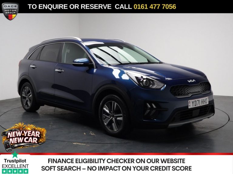 Used 2021 BLUE KIA NIRO SUV 1.6 GDi Connect SUV 5dr Petrol Hybrid DCT Euro 6 (s/s) (139 bhp) PETROL HYBRID (reg. 2021-09-30) (Automatic) for sale in Stockport
