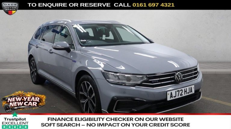 Used 2022 GREY VOLKSWAGEN PASSAT Estate 1.4 TSI 13kWh GTE Estate 5dr Petrol Plug-in Hybrid DSG Euro 6 (s/s) (218 ps) PETROL PLUG-IN HYBRID (reg. 2022-12-31) (Automatic) for sale in Stockport