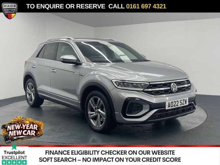Used 2022 SILVER VOLKSWAGEN T-ROC SUV 2.0 TDI R-Line SUV 5dr Diesel DSG Euro 6 (s/s) (150 ps) DIESEL (reg. 2022-07-26) (Automatic) for sale in Stockport