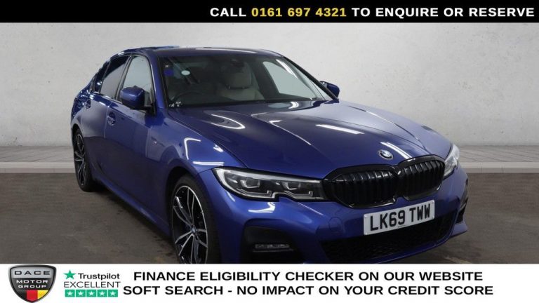 Used 2019 BLUE BMW 3 SERIES Saloon 2.0 320i M Sport Saloon 4dr Petrol Auto xDrive Euro 6 (s/s) (184 ps) PETROL (reg. 2019-09-25) (Automatic) for sale in Stockport