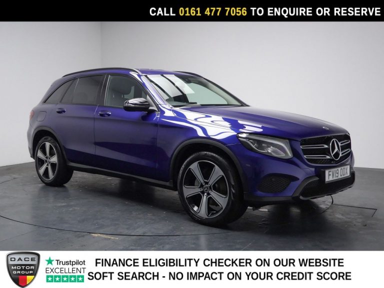 Used 2019 BLUE MERCEDES-BENZ GLC SUV 2.0 GLC250 Urban Edition SUV 5dr Petrol G-Tronic+ 4MATIC Euro 6 (s/s) (211 ps) PETROL (reg. 2019-04-10) (Automatic) for sale in Stockport