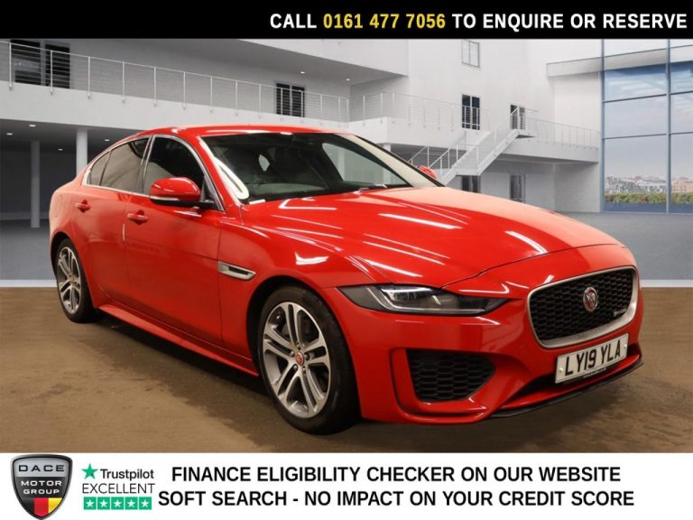 Used 2019 RED JAGUAR XE Saloon 2.0 P250i R-Dynamic SE Saloon 4dr Petrol Auto Euro 6 (s/s) (250 ps) PETROL (reg. 2019-05-13) (Automatic) for sale in Stockport