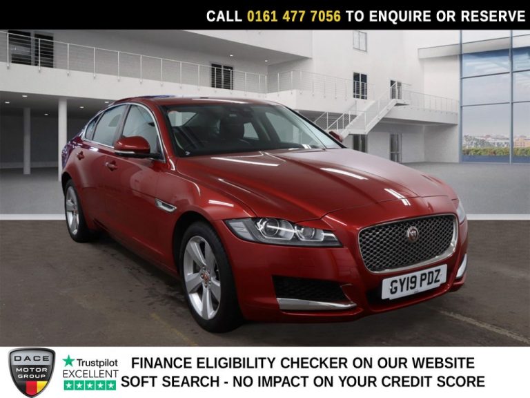 Used 2019 RED JAGUAR XF Saloon 2.0i Portfolio GPF Saloon 4dr Petrol Auto Euro 6 (s/s) (250 ps) PETROL (reg. 2019-03-12) (Automatic) for sale in Stockport