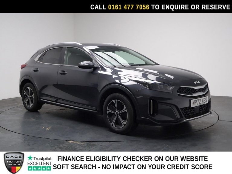 Used 2022 GREY KIA XCEED SUV 1.6 GDi 8.9kWh 3 SUV 5dr Petrol Plug-in Hybrid DCT Euro 6 (s/s) (139 bhp) PETROL PLUG-IN HYBRID (reg. 2022-12-19) (Automatic) for sale in Stockport