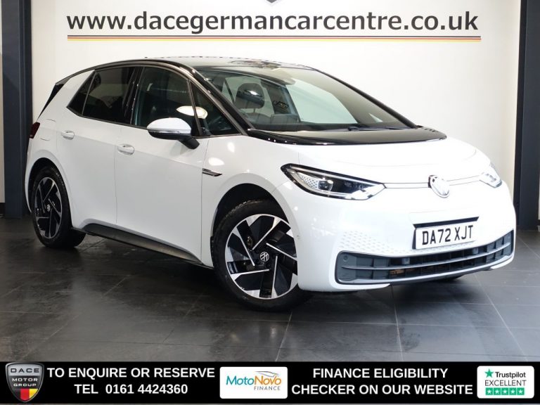 Used 2022 WHITE VOLKSWAGEN ID.3 Hatchback Pro 58kWh Family Hatchback 5dr Electric Auto (145 ps) ELECTRIC (reg. 2022-12-12) (Automatic) for sale in Stockport