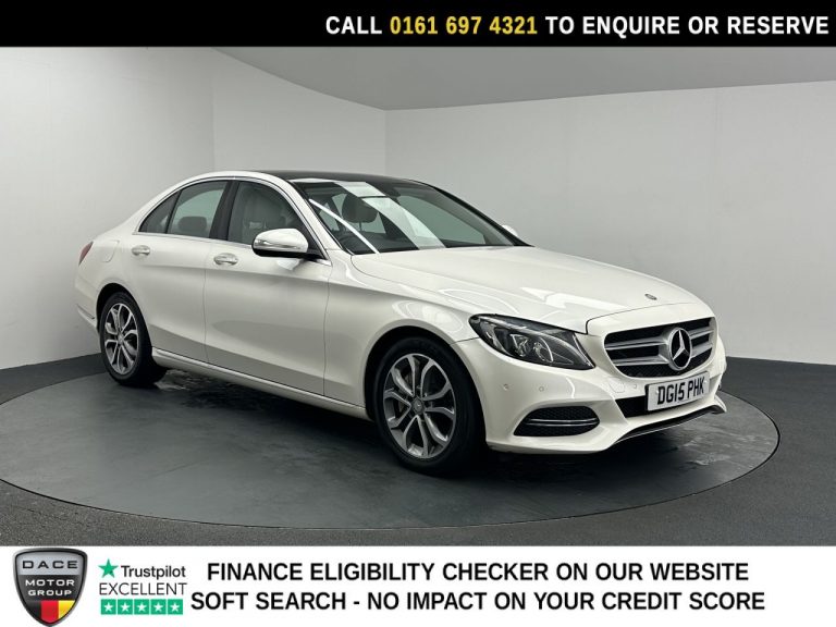 Used 2015 WHITE MERCEDES-BENZ C-CLASS Saloon 2.1 C250 BlueTEC Sport Saloon 4dr Diesel G-Tronic+ Euro 6 (s/s) (204 ps) DIESEL (reg. 2015-05-29) (Automatic) for sale in Stockport