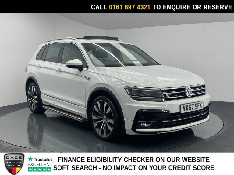 Used 2017 WHITE VOLKSWAGEN TIGUAN SUV 2.0 TDI R-Line SUV 5dr Diesel DSG Euro 6 (s/s) (150 ps) DIESEL (reg. 2017-09-12) (Automatic) for sale in Stockport