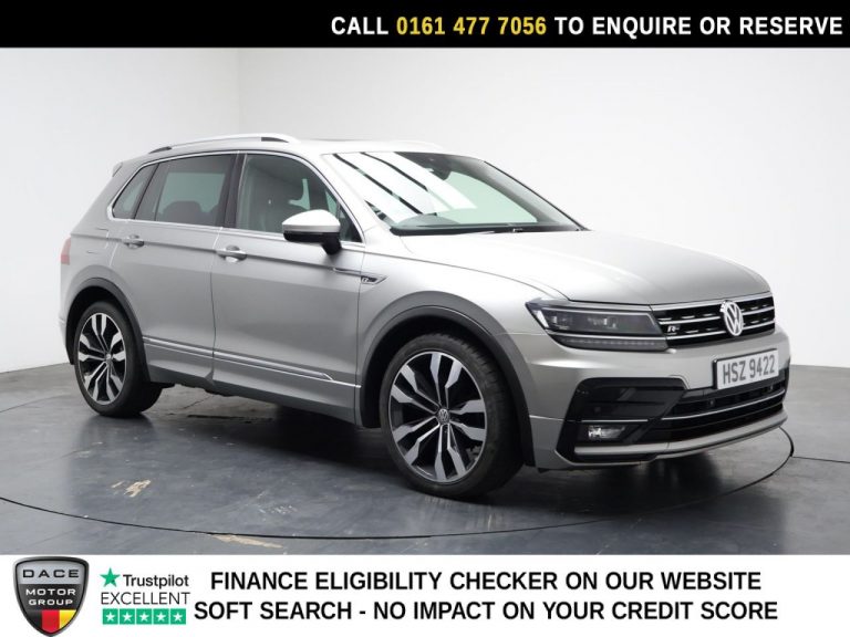 Used 2018 SILVER VOLKSWAGEN TIGUAN SUV 2.0 TDI R-Line SUV 5dr Diesel DSG Euro 6 (s/s) (150 ps) DIESEL (reg. 2018-03-13) (Automatic) for sale in Stockport
