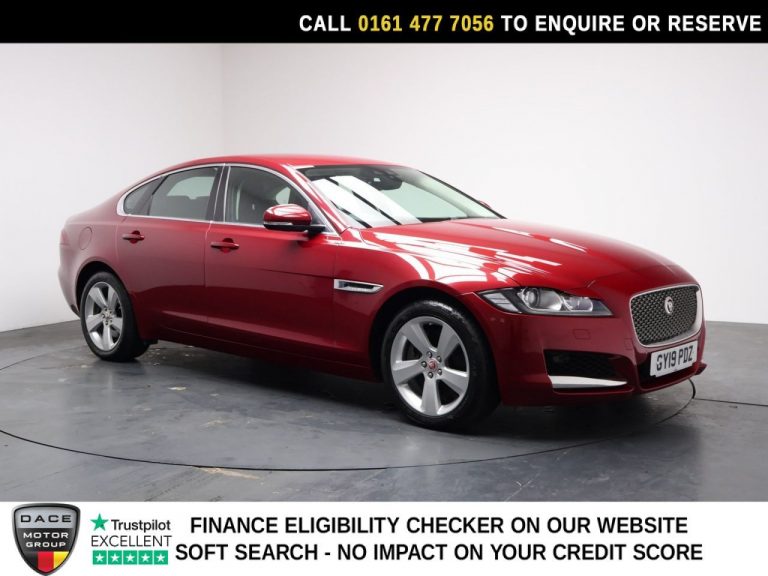Used 2019 RED JAGUAR XF Saloon 2.0i Portfolio GPF Saloon 4dr Petrol Auto Euro 6 (s/s) (250 ps) PETROL (reg. 2019-03-12) (Automatic) for sale in Stockport