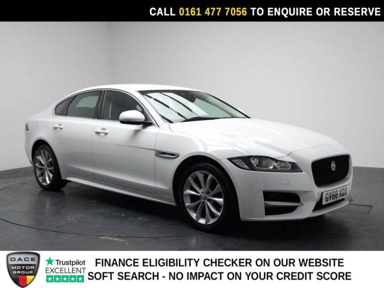 Used 2019 WHITE JAGUAR XF Saloon 2.0i R-Sport GPF Saloon 4dr Petrol Auto Euro 6 (s/s) (250 ps) PETROL (reg. 2019-02-05) (Automatic) for sale in Stockport