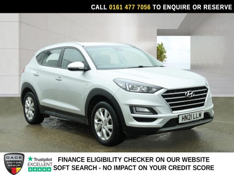 Used 2021 SILVER HYUNDAI TUCSON SUV 1.6 CRDi MHEV SE Nav SUV 5dr Diesel Hybrid DCT Euro 6 (s/s) (136 ps) DIESEL HYBRID (reg. 2021-03-27) (Automatic) for sale in Stockport