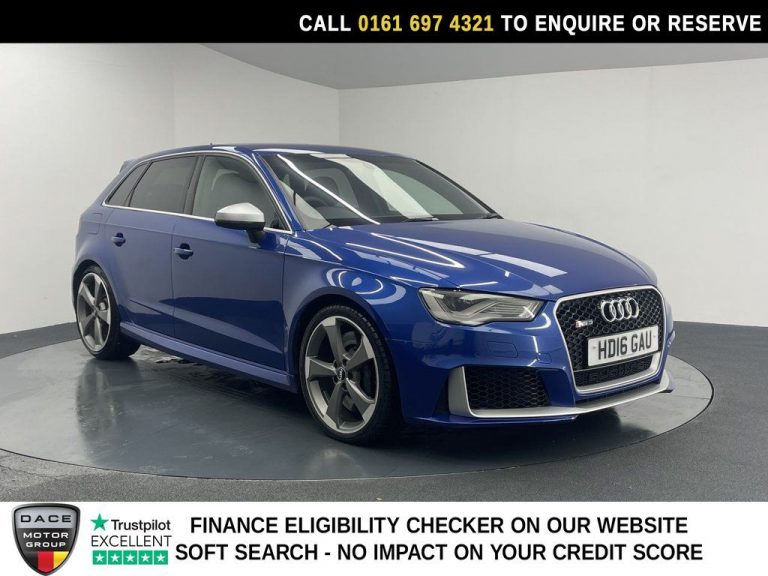 Used 2016 BLUE AUDI RS3 Hatchback 2.5 TFSI Sportback 5dr Petrol S Tronic quattro Euro 6 (s/s) (Nav) (367 ps) PETROL (reg. 2016-03-14) (Automatic) for sale in Stockport