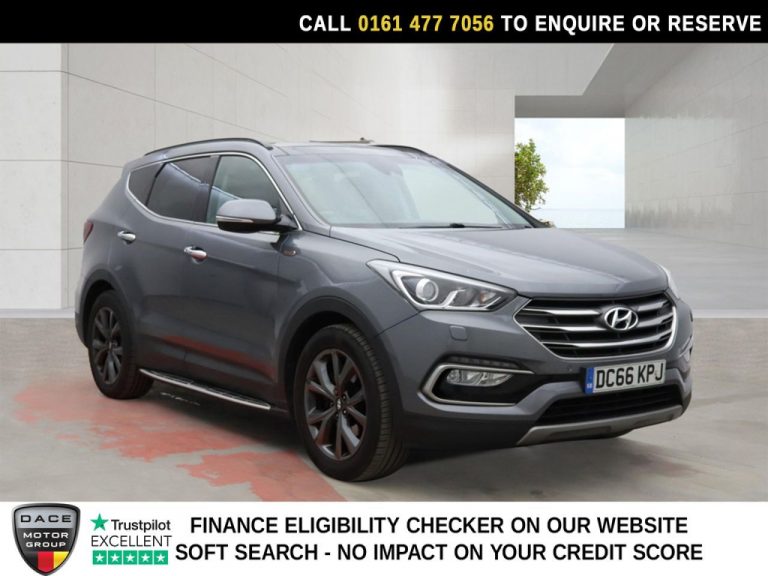 Used 2016 SILVER HYUNDAI SANTA FE SUV 2.2 CRDi Blue Drive Wiggins Edition SUV 5dr Diesel Auto 4WD Euro 6 (s/s) (7 Seat) (200 ps) DIESEL (reg. 2016-11-30) (Automatic) for sale in Stockport
