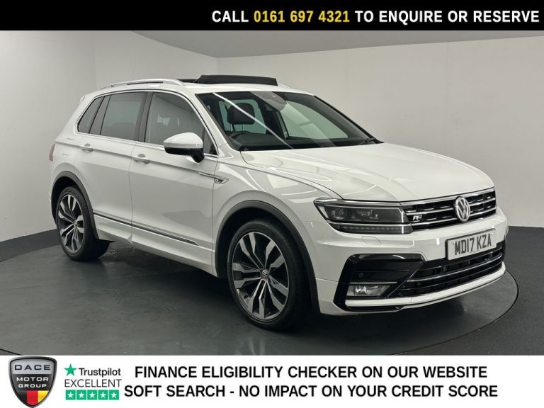 Used 2017 WHITE VOLKSWAGEN TIGUAN SUV 2.0 TDI BlueMotion Tech R-Line SUV 5dr Diesel DSG 4Motion Euro 6 (s/s) (150 ps) DIESEL (reg. 2017-07-12) (Automatic) for sale in Stockport