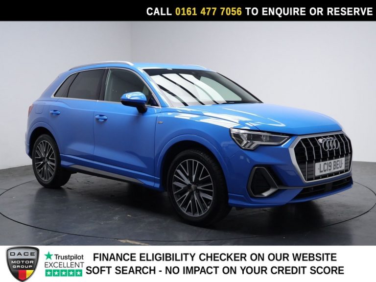 Used 2019 BLUE AUDI Q3 SUV 1.5 TFSI CoD 35 S line SUV 5dr Petrol S Tronic Euro 6 (s/s) (150 ps) PETROL (reg. 2019-04-05) (Automatic) for sale in Stockport