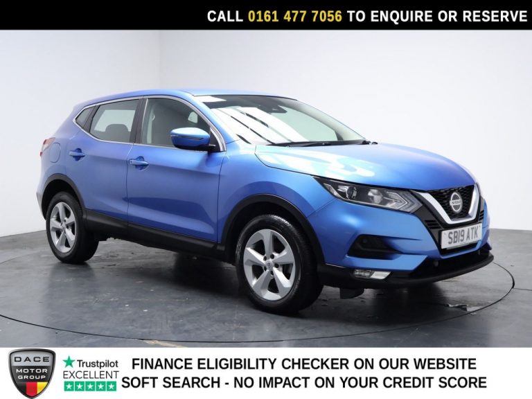 Used 2019 BLUE NISSAN QASHQAI SUV 1.5 dCi Acenta Premium SUV 5dr Diesel DCT Auto Euro 6 (s/s) (115 ps) DIESEL (reg. 2019-04-12) (Automatic) for sale in Stockport