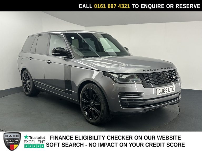 Used 2019 GREY LAND ROVER RANGE ROVER SUV 3.0 SD V6 Vogue SUV 5dr Diesel Auto 4WD Euro 6 (s/s) (275 ps) DIESEL (reg. 2019-09-13) (Automatic) for sale in Stockport