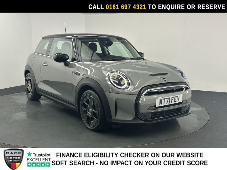 Used 2021 GREY MINI Electric Hatch Hatchback Cooper SE 32.6kWh Level 1 Hatchback 3dr Electric Auto (184 ps) ELECTRIC (reg. 2021-12-24) (Automatic) for sale in Stockport