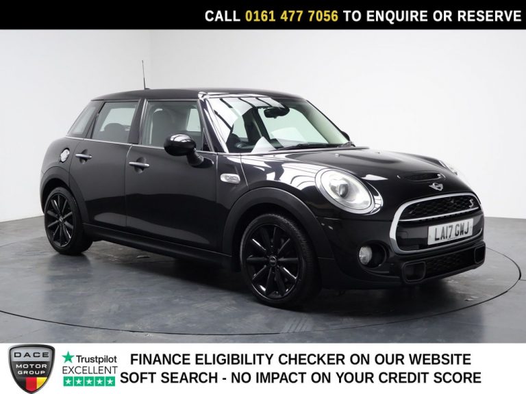 Used 2017 BLACK MINI HATCH Hatchback 2.0 Cooper SD Hatchback 5dr Diesel Auto 6Spd Euro 6 (s/s) (170 ps) DIESEL (reg. 2017-06-30) (Automatic) for sale in Stockport