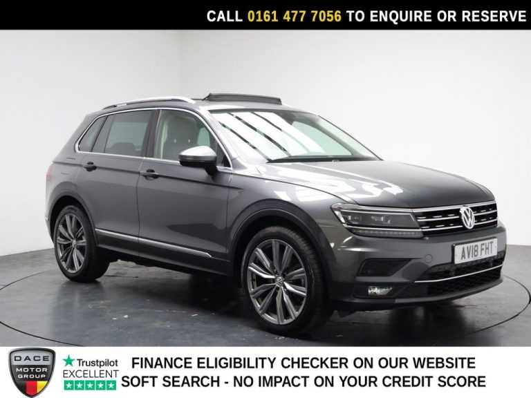 Used 2018 GREY VOLKSWAGEN TIGUAN SUV 2.0 TSI SEL SUV 5dr Petrol DSG 4Motion Euro 6 (s/s) (180 ps) PETROL (reg. 2018-03-29) (Automatic) for sale in Stockport