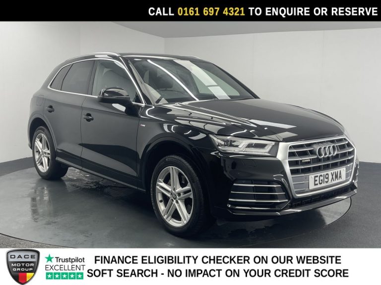 Used 2019 BLACK AUDI Q5 SUV 2.0 TFSI 45 S line SUV 5dr Petrol S Tronic quattro Euro 6 (s/s) (245 ps) PETROL (reg. 2019-06-22) (Automatic) for sale in Stockport