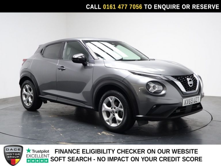 Used 2019 GREY NISSAN JUKE SUV 1.0 DIG-T N-Connecta SUV 5dr Petrol DCT Auto Euro 6 (s/s) (117 ps) PETROL (reg. 2019-11-28) (Automatic) for sale in Stockport