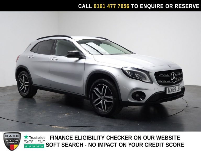 Used 2019 SILVER MERCEDES-BENZ GLA SUV 1.6 GLA180 GPF Urban Edition SUV 5dr Petrol 7G-DCT Euro 6 (s/s) (122 ps) PETROL (reg. 2019-09-11) (Automatic) for sale in Stockport