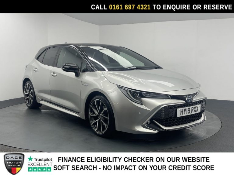 Used 2019 SILVER TOYOTA COROLLA Hatchback 2.0 VVT-h Excel Hatchback 5dr Petrol Hybrid CVT Euro 6 (s/s) (184 ps) PETROL HYBRID (reg. 2019-04-25) (Automatic) for sale in Stockport
