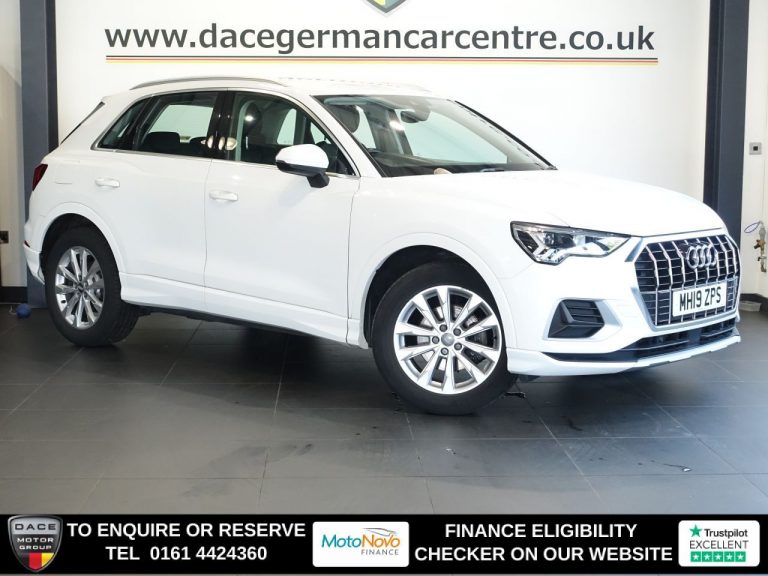 Used 2019 WHITE AUDI Q3 SUV 1.5 TFSI CoD 35 Sport SUV 5dr Petrol S Tronic Euro 6 (s/s) (150 ps) PETROL (reg. 2019-06-19) (Automatic) for sale in Stockport