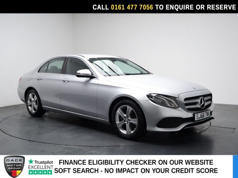 Used 2016 SILVER MERCEDES-BENZ E-CLASS Saloon 2.0 E220d SE Saloon 4dr Diesel G-Tronic+ Euro 6 (s/s) (194 ps) DIESEL (reg. 2016-09-27) (Automatic) for sale in Stockport